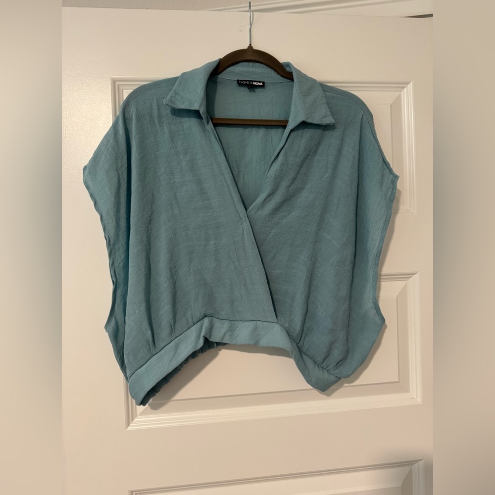 Fashion Nova Cropped Blouse